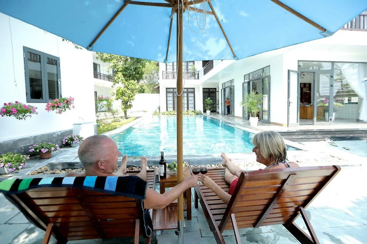 Tropical Garden & Pool Villa Hoi An