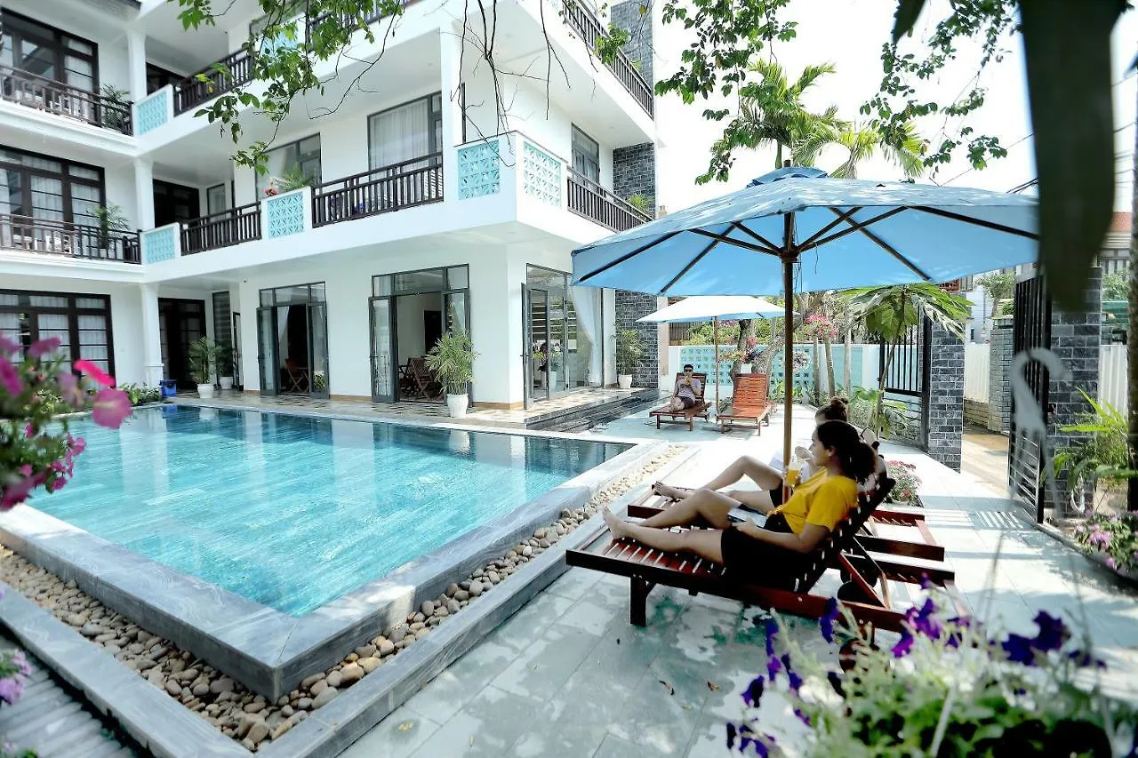 Tropical Garden & Pool Villa Hoi An Vietnam