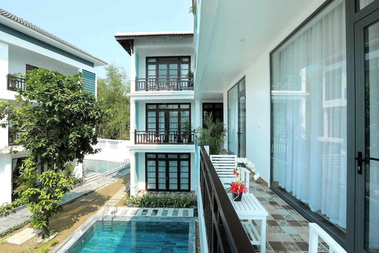 Tropical Garden & Pool Villa Hoi An