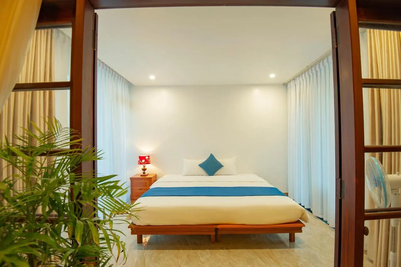 Tropical Garden & Pool Villa Hoi An