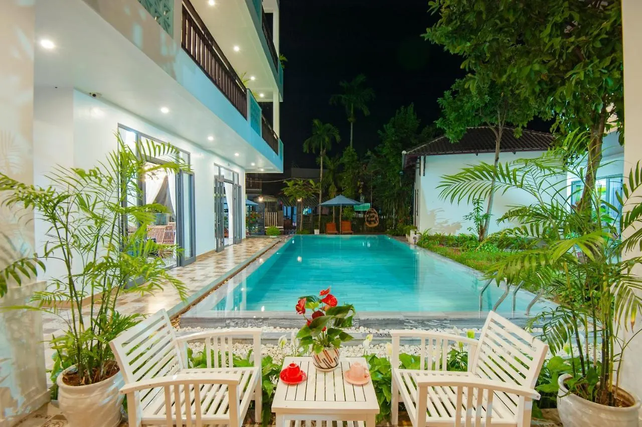 Tropical Garden & Pool Villa Hoi An