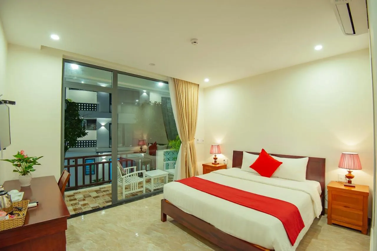 Tropical Garden & Pool Villa Hoi An