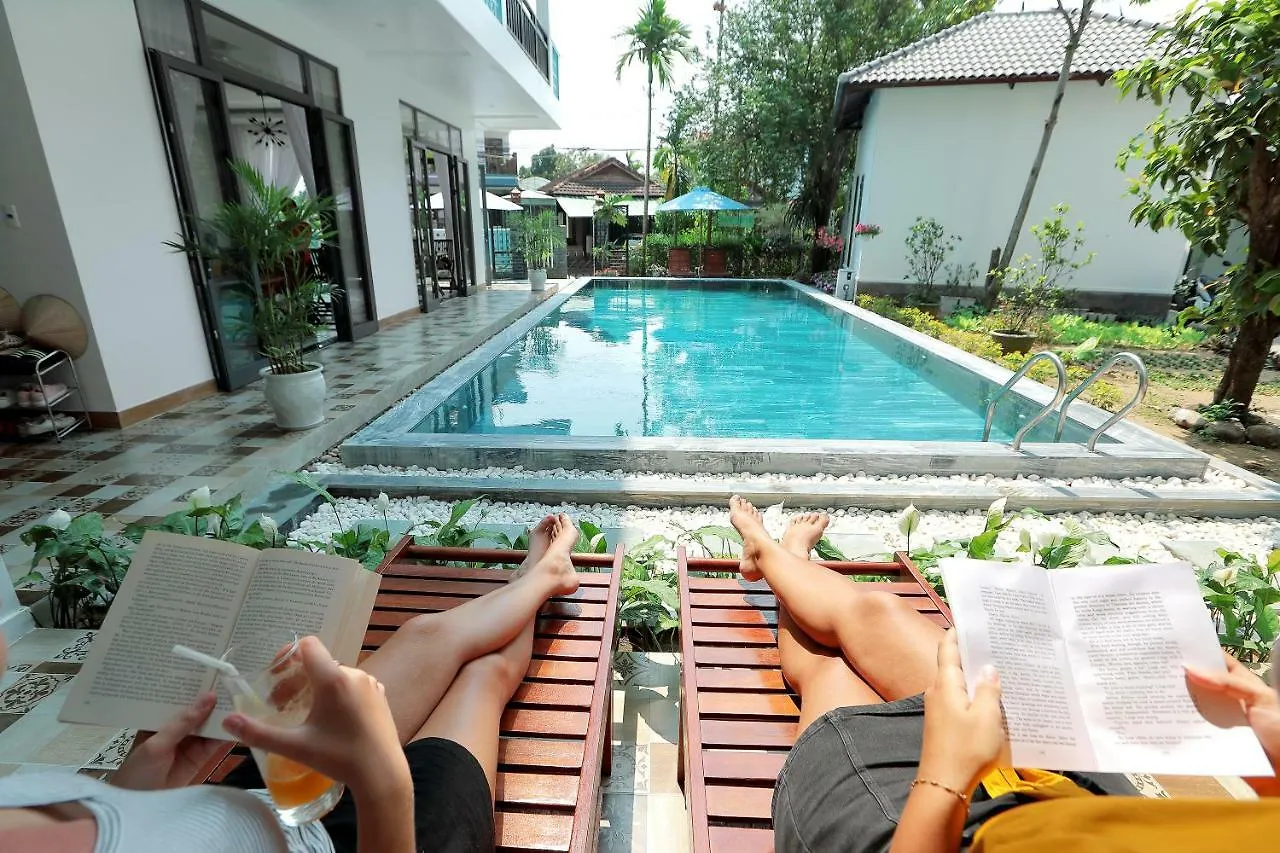 Tropical Garden & Pool Villa Hoi An