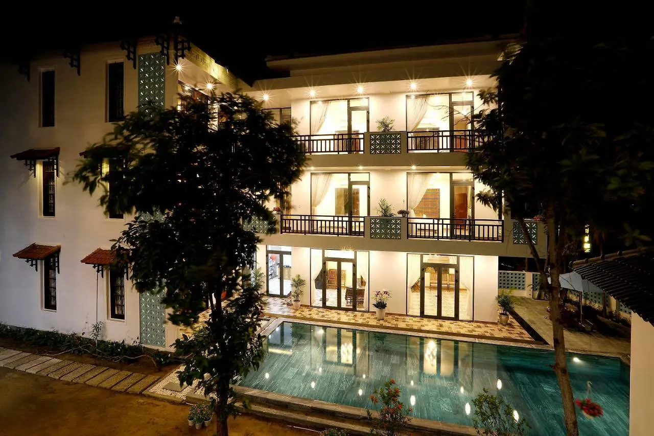 Tropical Garden & Pool Villa contacts