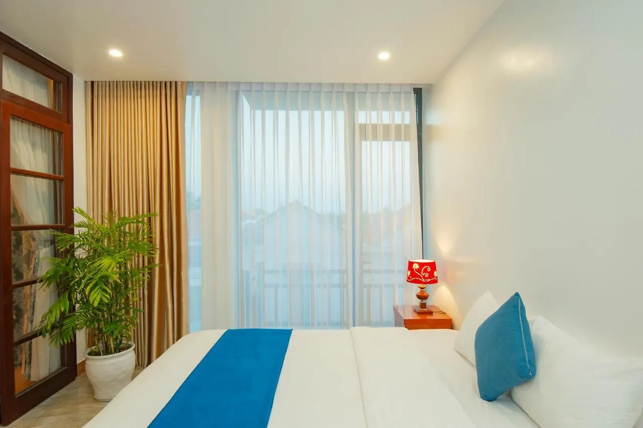 Tropical Garden & Pool Villa Hoi An