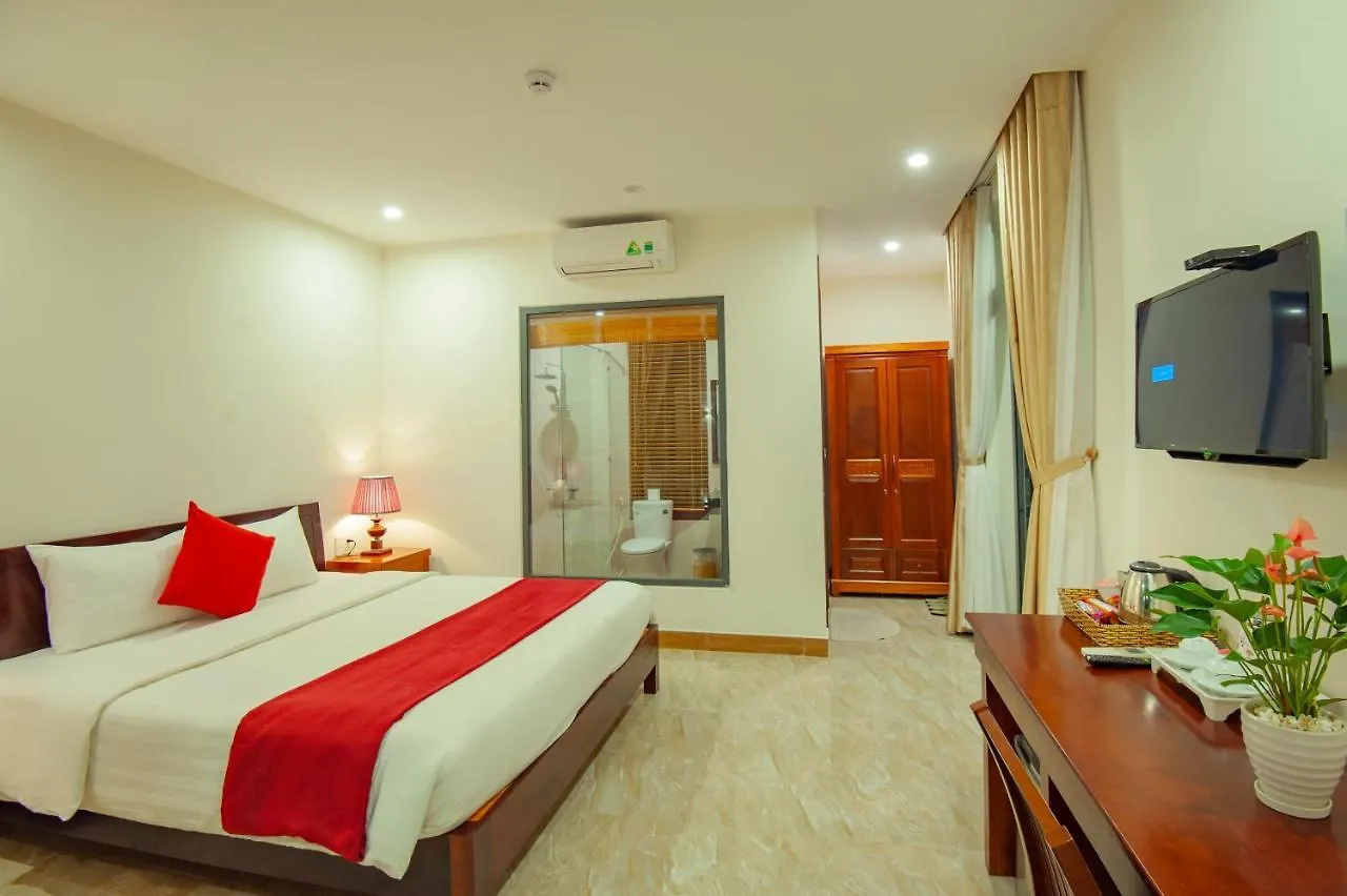 Tropical Garden & Pool Villa Hoi An Vietnam