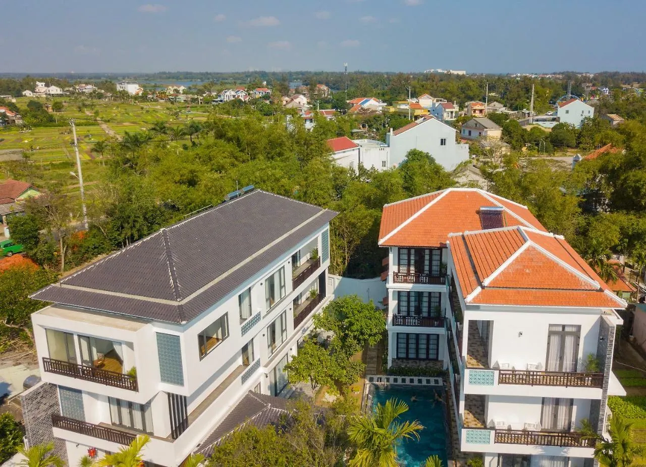 Tropical Garden & Pool Villa Hoi An