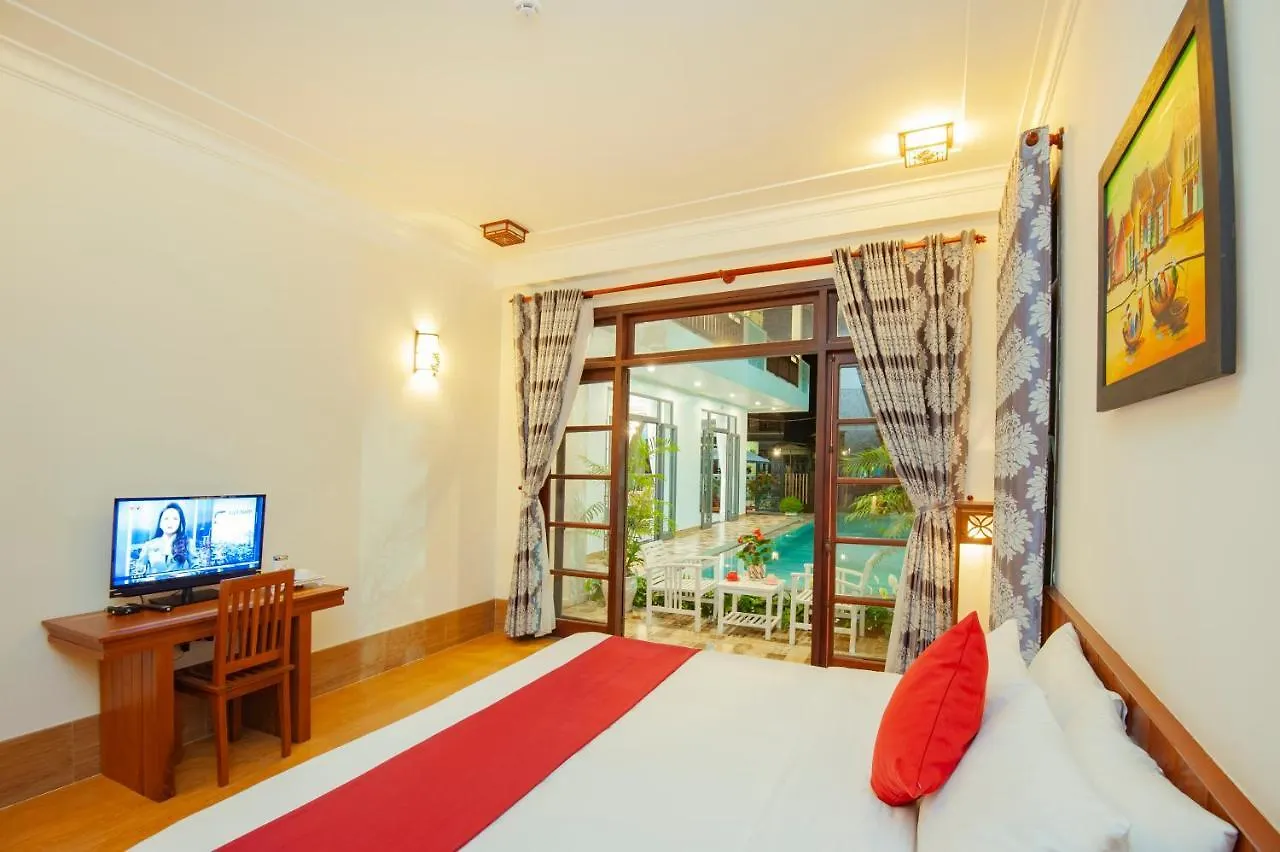 Tropical Garden & Pool Villa Hoi An